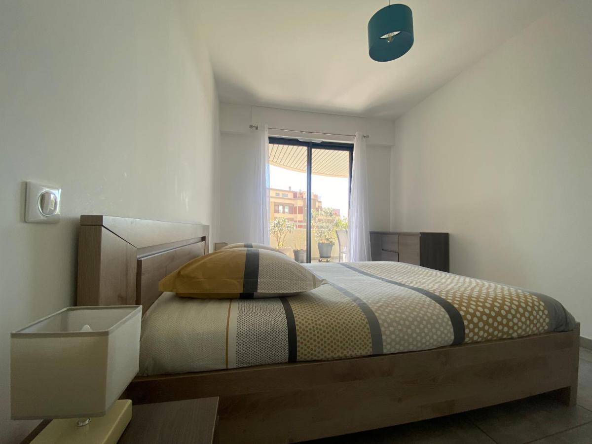 Appartement T2 De Standing Avec Parking A 250 Metres De La Plage, Route Des Sanguinaires, Ajaccio Ajaccio  Exterior foto
